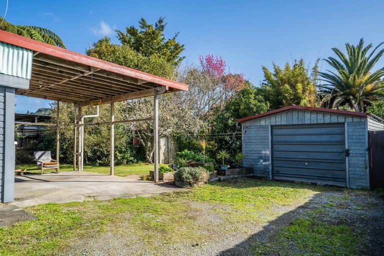 Photo of property in 11 Great North Road, Te Kamo, Whangarei, 0112