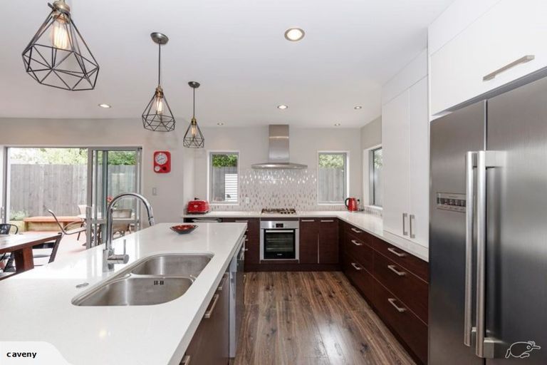 Photo of property in 36a Kervil Avenue, Te Atatu Peninsula, Auckland, 0610