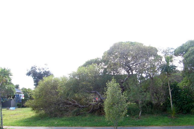 Photo of property in 45 Papaunahi Road, Bowentown, Waihi Beach, 3177