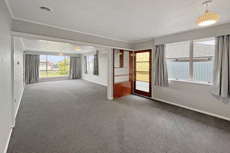 Photo of property in 5 Innes Place, Roslyn, Palmerston North, 4414