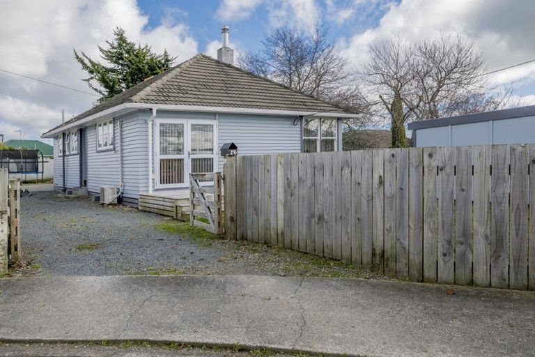 Photo of property in 18 Miro Street, Levin, 5510