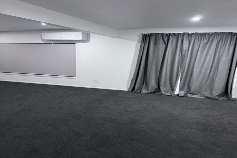 Photo of property in 117 Jamaica Drive, Grenada North, Wellington, 5028