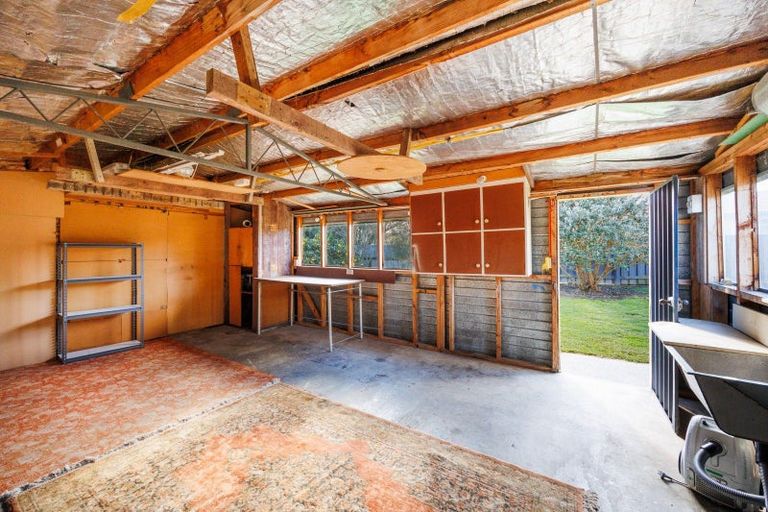 Photo of property in 2 Oban Place, Awapuni, Palmerston North, 4412