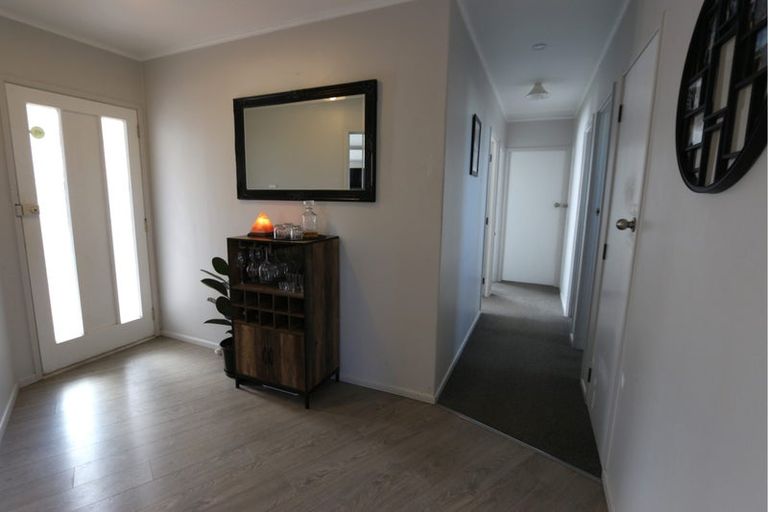 Photo of property in 37 Meadow Park Crescent, Tikipunga, Whangarei, 0112