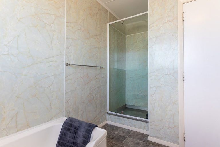 Photo of property in 10 Collett Street, Dannevirke, 4930