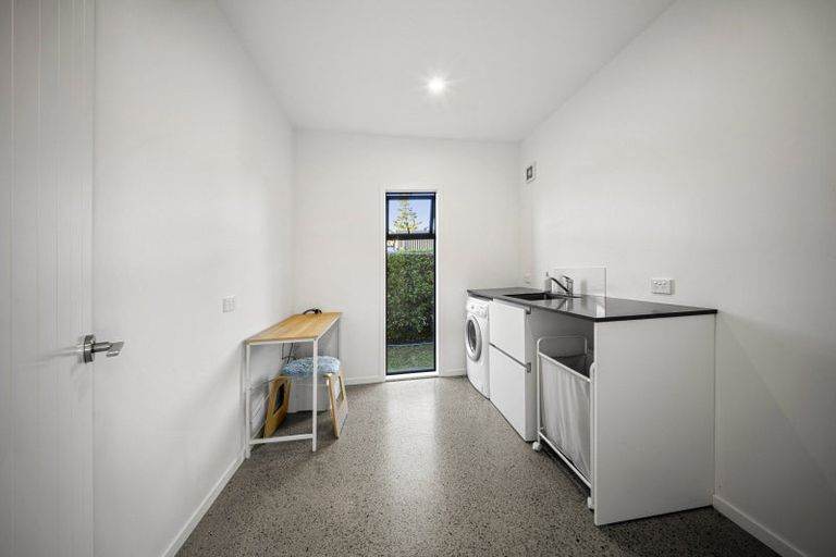 Photo of property in 15 Rose Street, Raglan, 3225