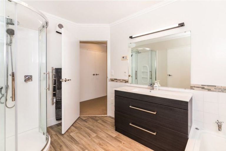 Photo of property in 28 Whetu Place, Nukuhau, Taupo, 3330