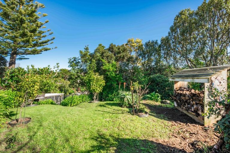 Photo of property in 34 Dale Road, Raumati South, Paraparaumu, 5032