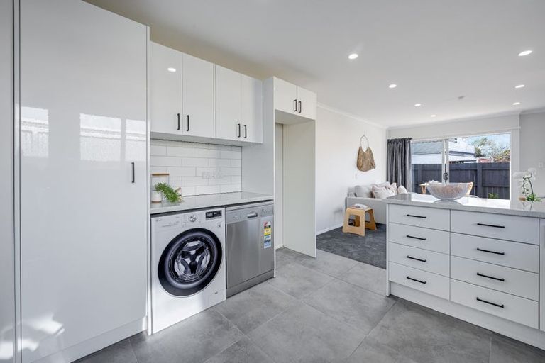 Photo of property in 56f2- Ward Street, Trentham, Upper Hutt, 5018