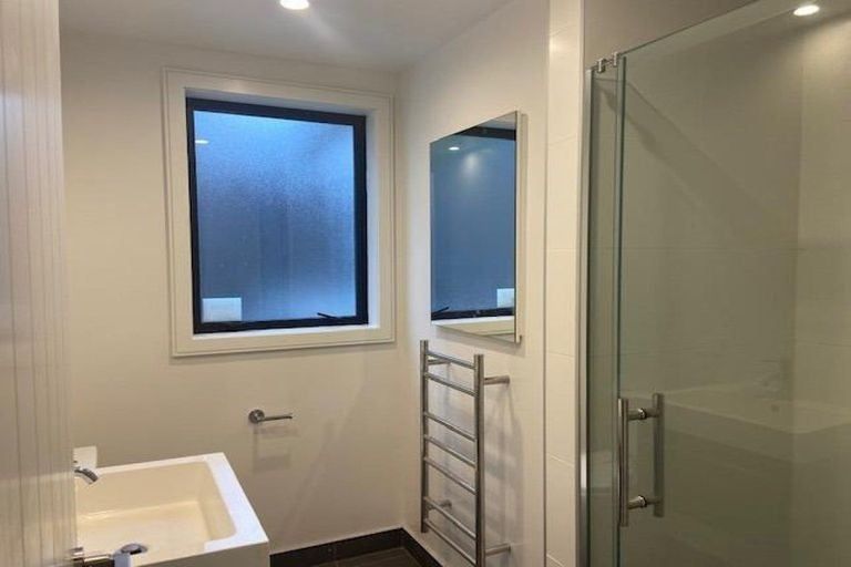 Photo of property in 2u1 Moana Street, Frankton, Hamilton, 3204