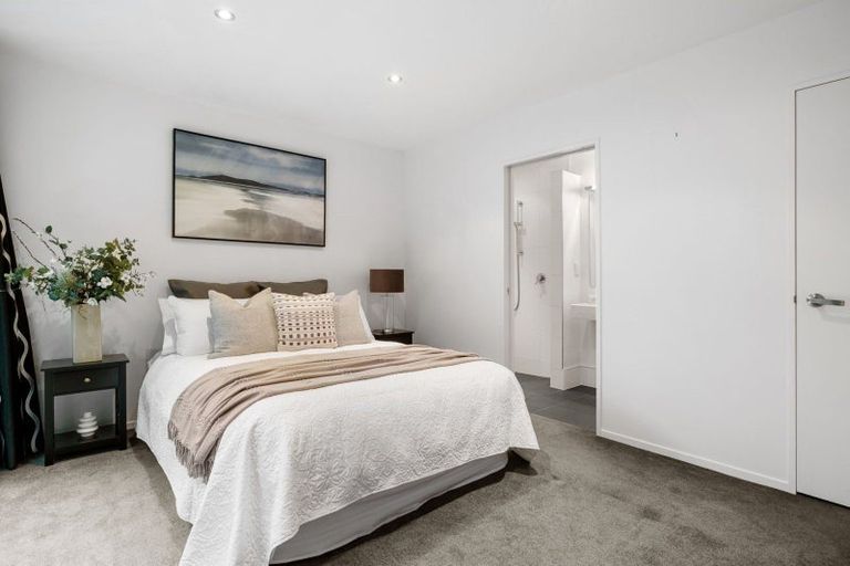 Photo of property in 15 Shalimar Place, Huntington, Hamilton, 3210