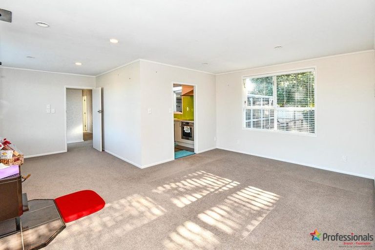 Photo of property in 35 Eden Street, Mangere East, Auckland, 2024