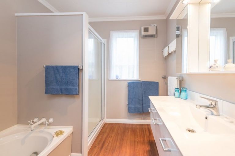 Photo of property in 137a Queen Street, Richmond, 7020