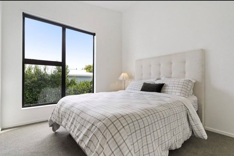 Photo of property in 6/82 East Coast Road, Milford, Auckland, 0620
