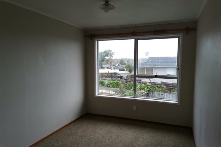 Photo of property in 43 Walworth Avenue, Pakuranga Heights, Auckland, 2010