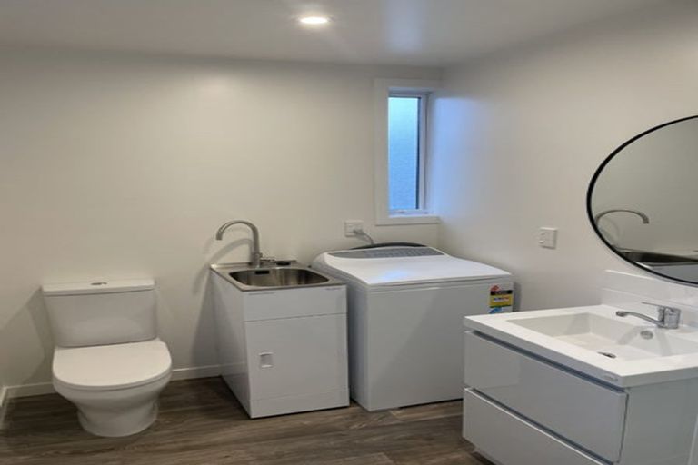 Photo of property in 82u2 Warwick Street, Wilton, Wellington, 6012