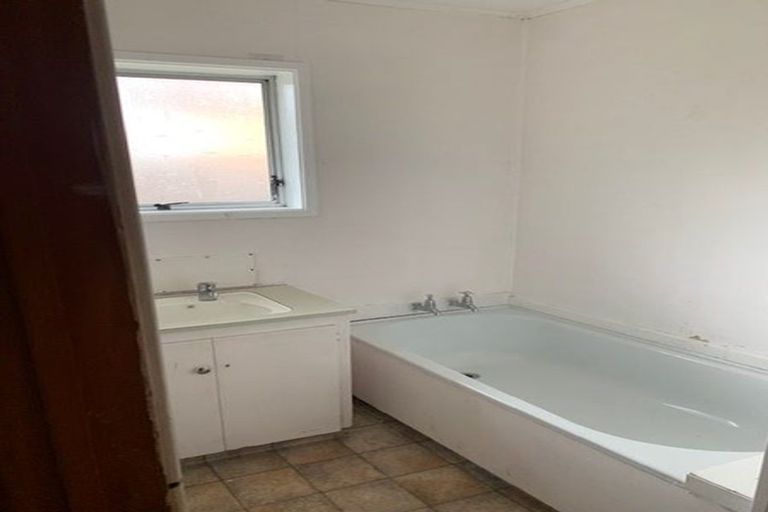 Photo of property in 1/240 Buckland Road, Mangere East, Auckland, 2024