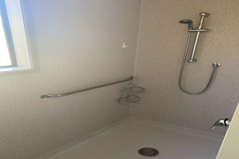 Photo of property in 230 Tukapa Street, Westown, New Plymouth, 4310