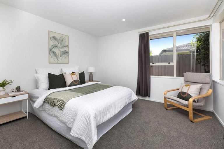 Photo of property in 111 Paparoa Street, Papanui, Christchurch, 8053