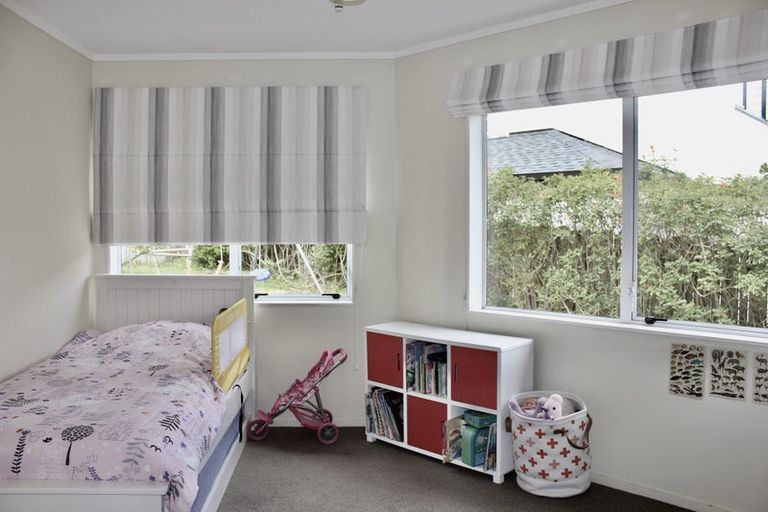 Photo of property in 142a Hutchinson Avenue, New Lynn, Auckland, 0600