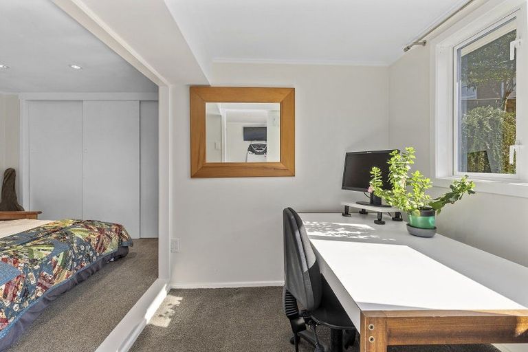 Photo of property in 50 Spencer Street, Crofton Downs, Wellington, 6035