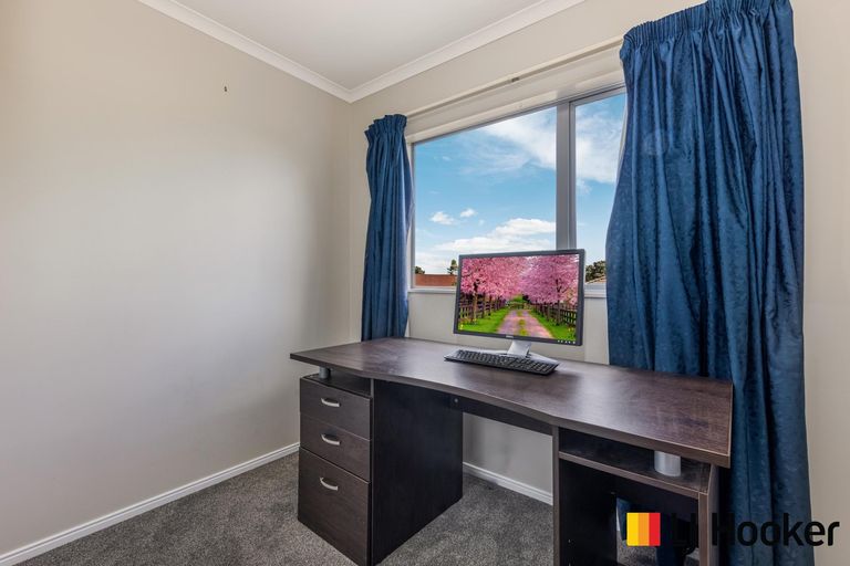 Photo of property in 52 Belfry Place, Wattle Downs, Auckland, 2103