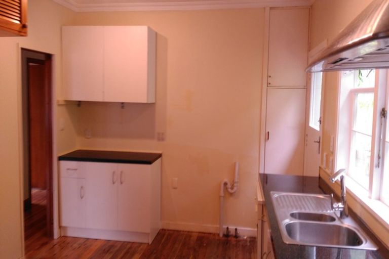 Photo of property in 51 Chaytor Street, Karori, Wellington, 6012