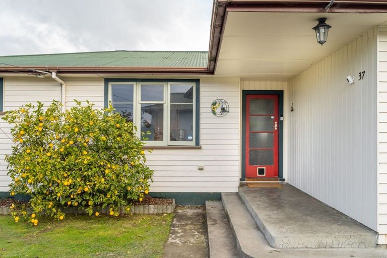 Photo of property in 37 Iorns Street, Masterton, 5810