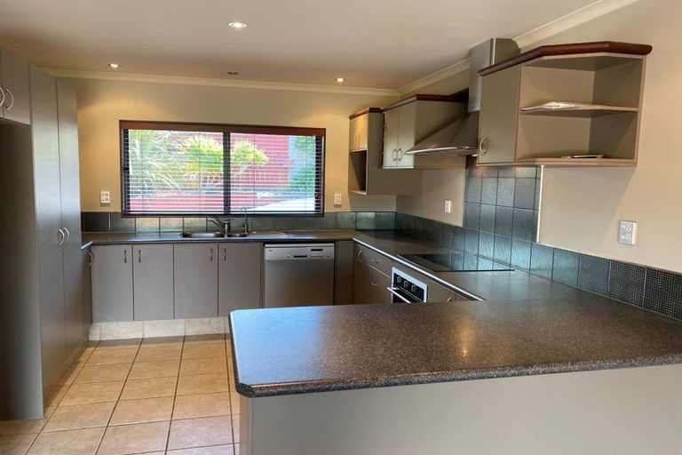 Photo of property in 20 Mamaku Rise, Welcome Bay, Tauranga, 3112