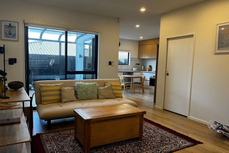 Photo of property in 701 Massey Road, Mangere, Auckland, 2022