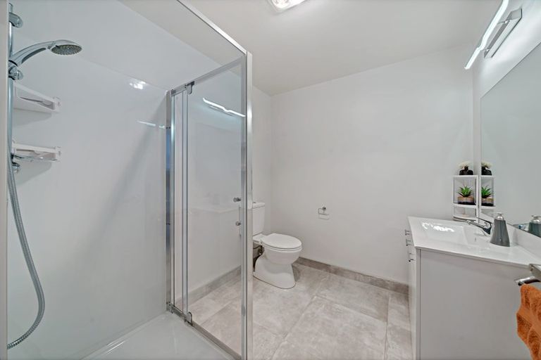 Photo of property in 14 Kearns Drive, Hobsonville, Auckland, 0616