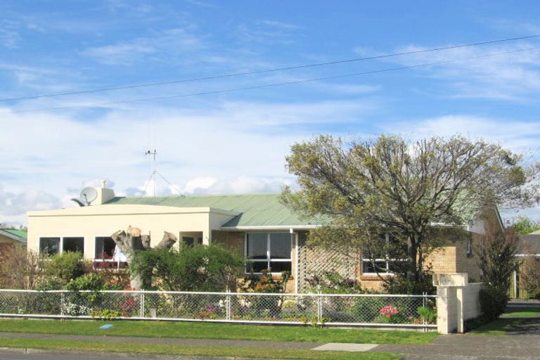 Photo of property in 160b Ngatai Road, Otumoetai, Tauranga, 3110