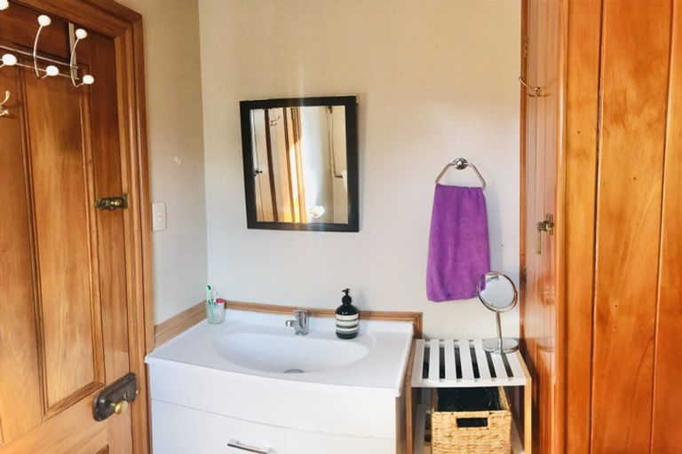 Photo of property in 115 Wallace Street, Mount Cook, Wellington, 6021