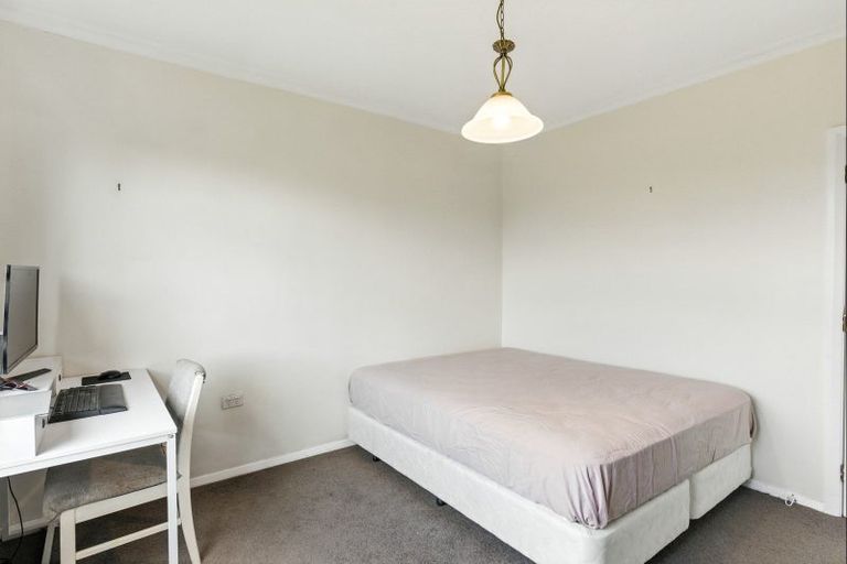 Photo of property in 22 York Street, Levin, 5510