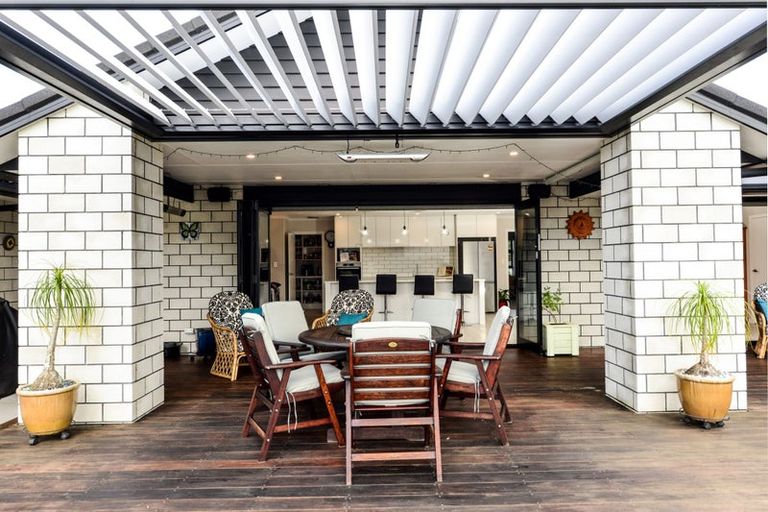 Photo of property in 2 Alan Livingston Drive, Cambridge, 3434