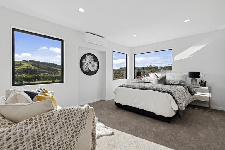 Photo of property in 2 Kanono Way, Helensville, 0800