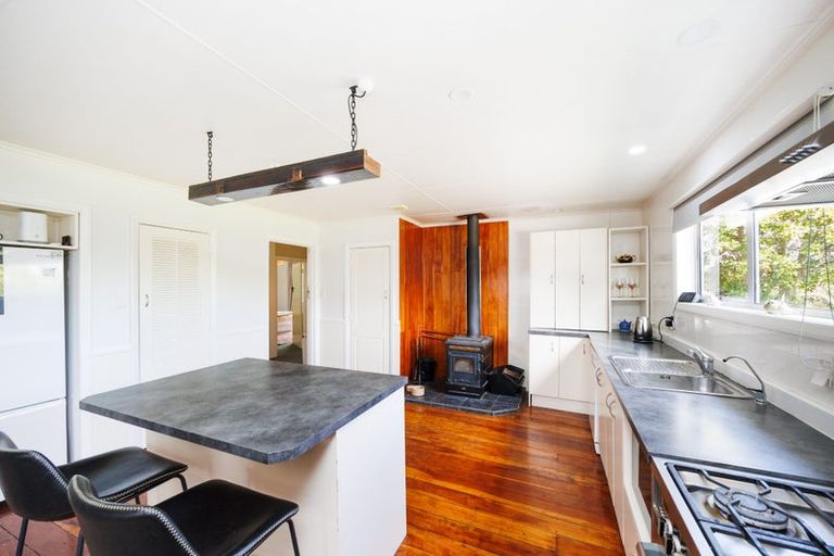 Photo of property in 204 Kawakawa Road, Feilding, 4775