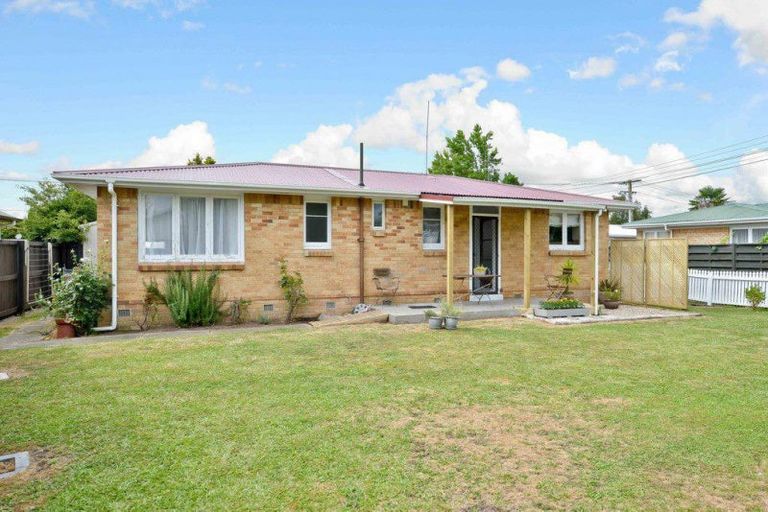 Photo of property in 19 Tomin Road, Glenview, Hamilton, 3206