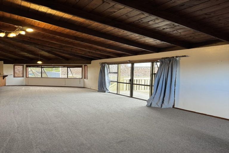 Photo of property in 166 Glamorgan Drive, Torbay, Auckland, 0630