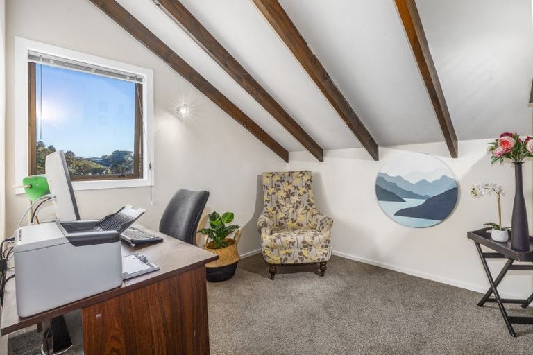 Photo of property in 72 Leeward Drive, Whitby, Porirua, 5024