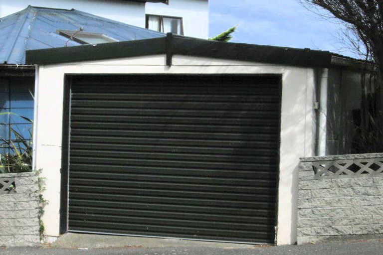 Photo of property in 11 Seine Street, Island Bay, Wellington, 6023