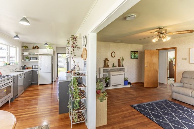 Photo of property in 3 Armour Place, Onekawa, Napier, 4110