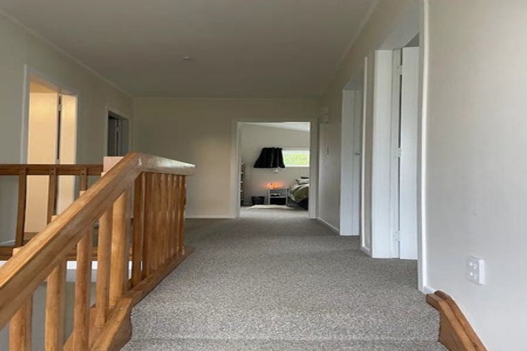 Photo of property in 23 Huntingdon Street, Northland, Wellington, 6012