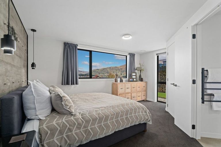 Photo of property in 5 Mills Road, Wanaka, 9305