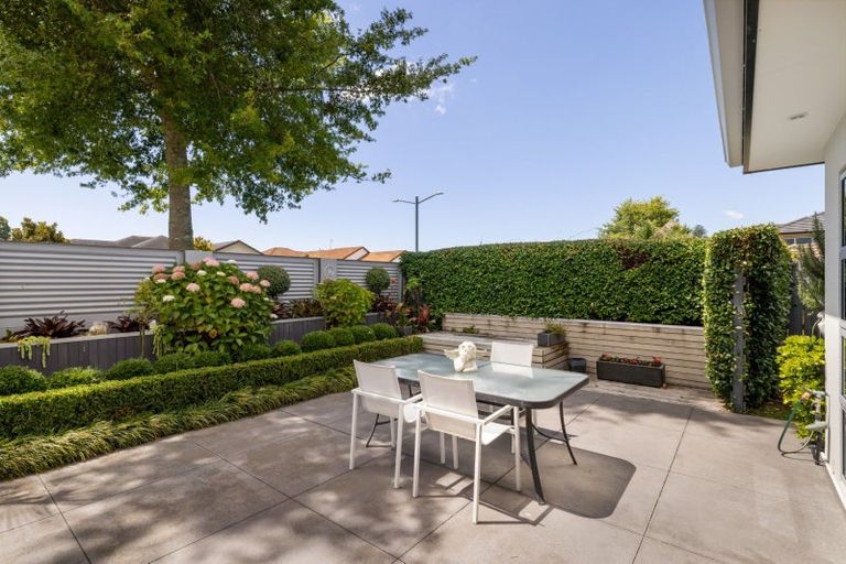 Photo of property in 1 Merriman Place, Pyes Pa, Tauranga, 3112