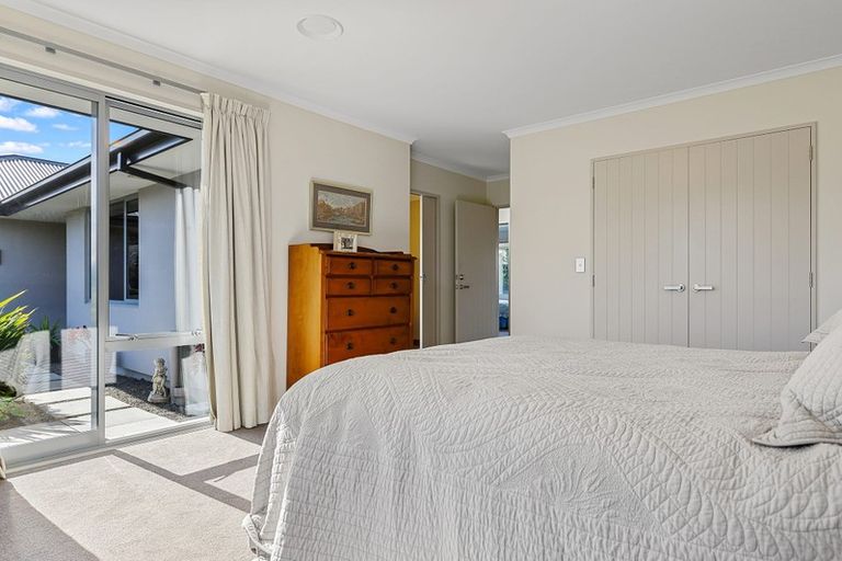 Photo of property in 1 Panache Place, Northwood, Christchurch, 8051
