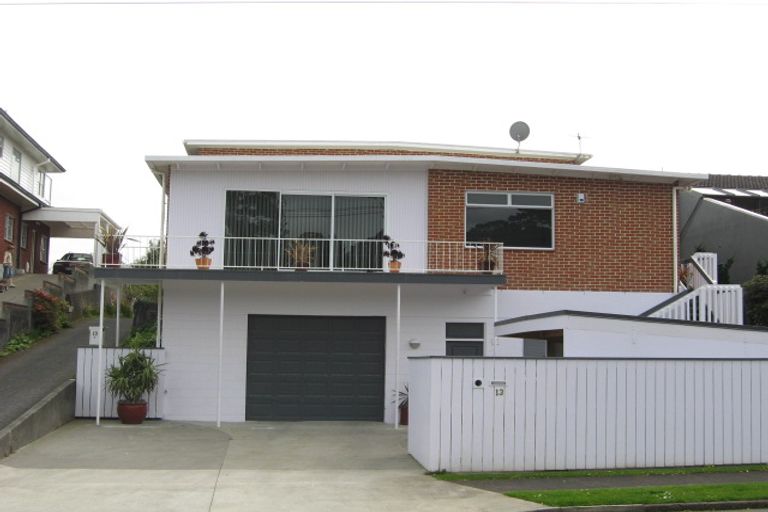 Photo of property in 13 Fillis Street, New Plymouth, 4310