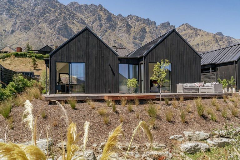 Photo of property in 11 Mckenzies Shute, Jacks Point, Queenstown, 9371