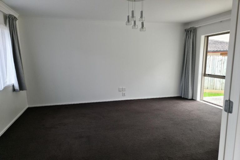 Photo of property in 38 Kristin Lane, Albany, Auckland, 0632