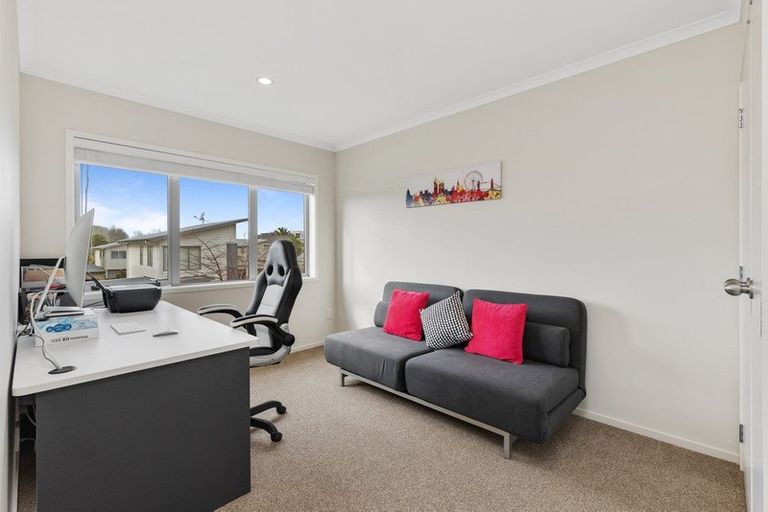 Photo of property in 55 Station Street, Hobsonville, Auckland, 0616